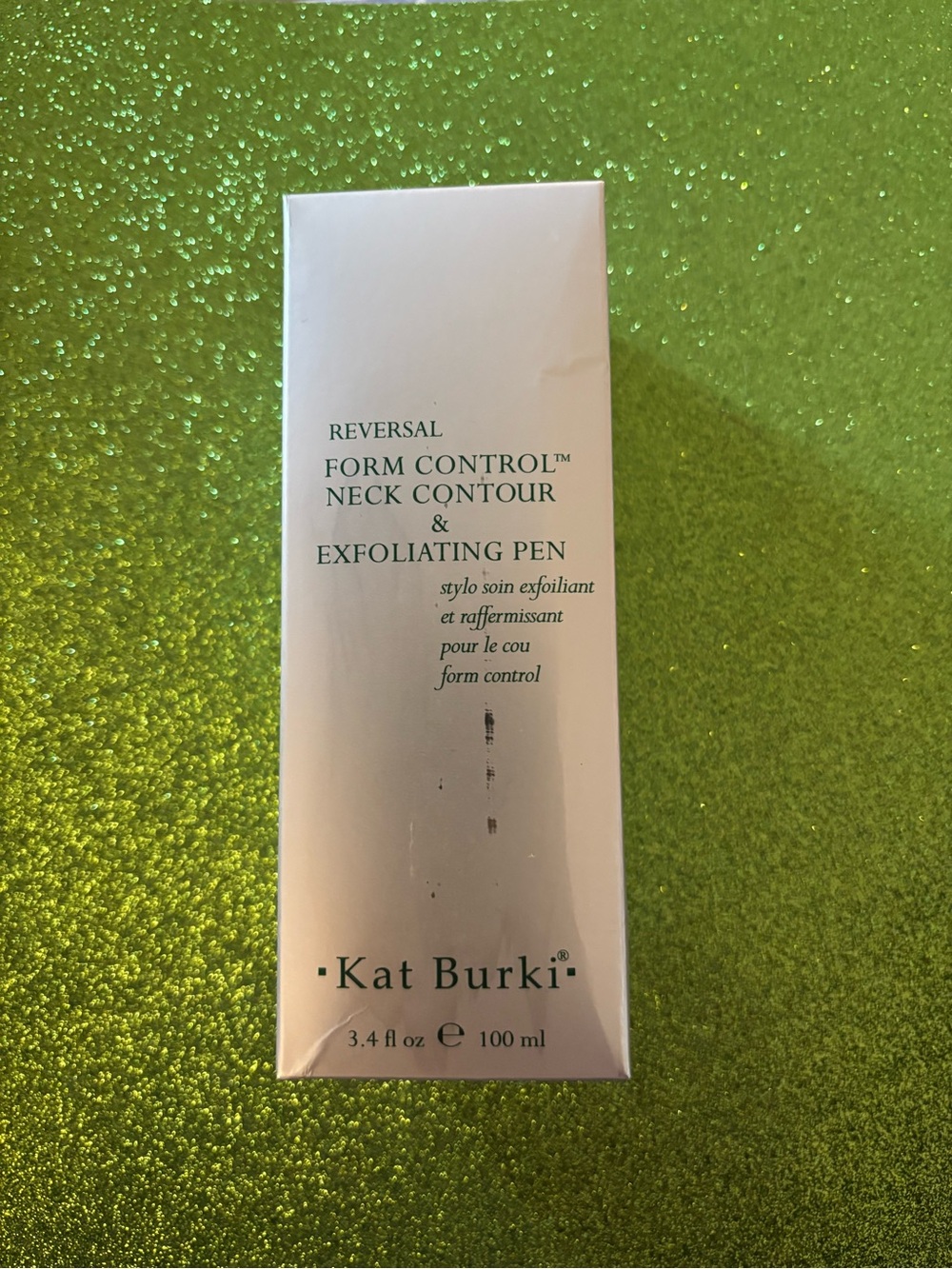 Reversal Form Control and Neck Contour & Exfoliating Treatment